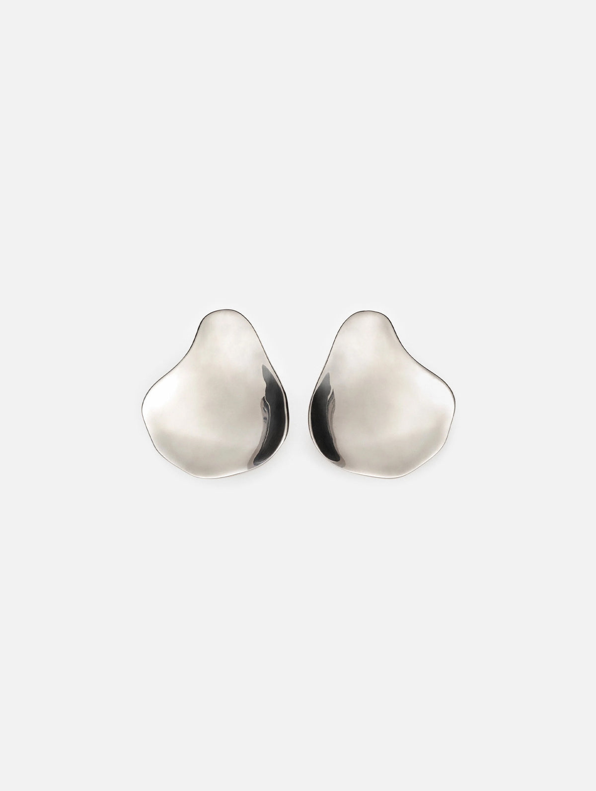 Stud Earrings in Rhodium Silver