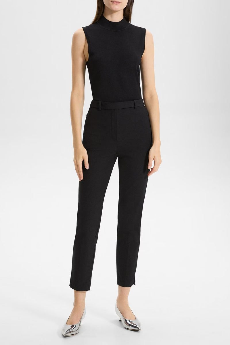 Taper Pant in Black