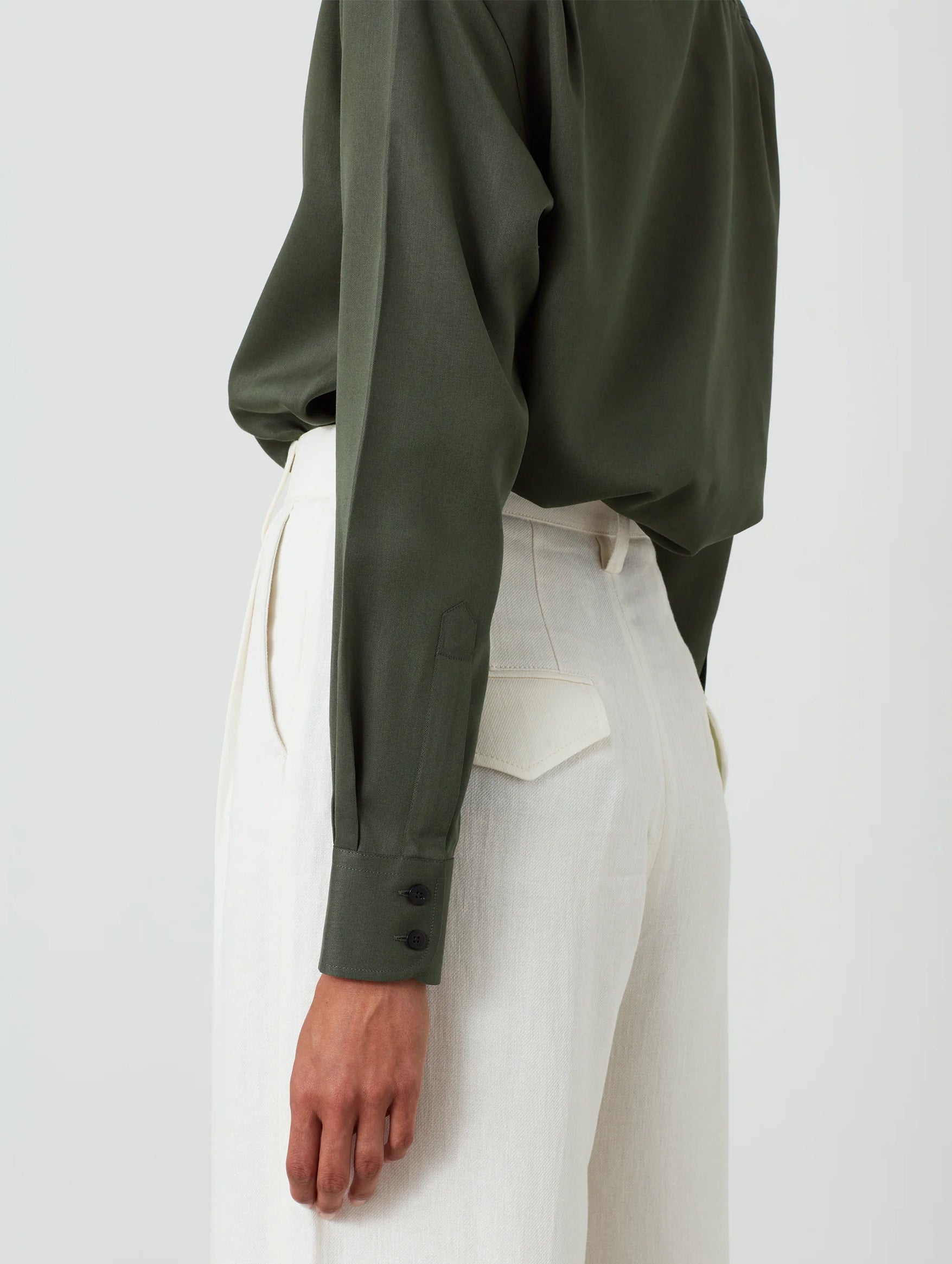 The Boyfriend Tencel Shirt in Khaki