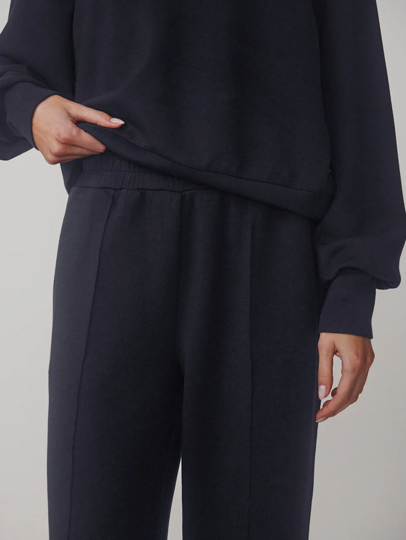 The Wide Leg Pant 30 in Navy