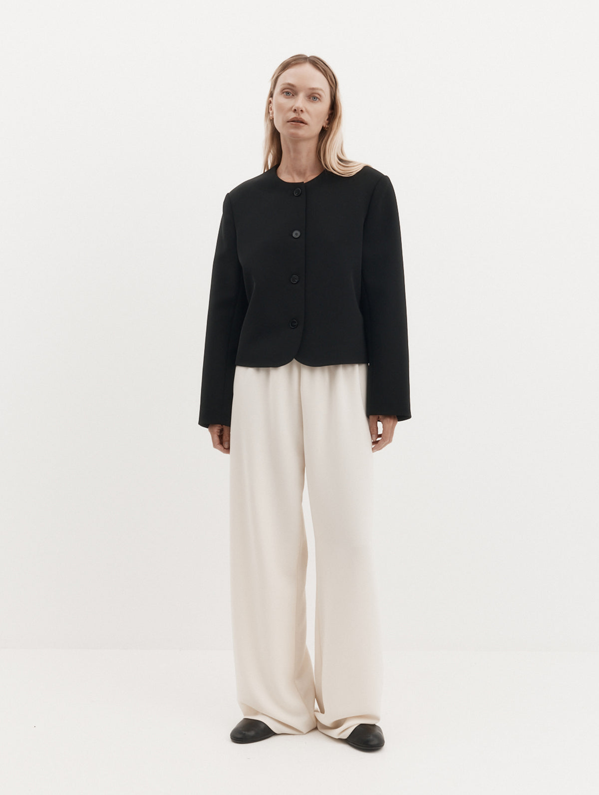 Tilmens Blazer in Black Satin