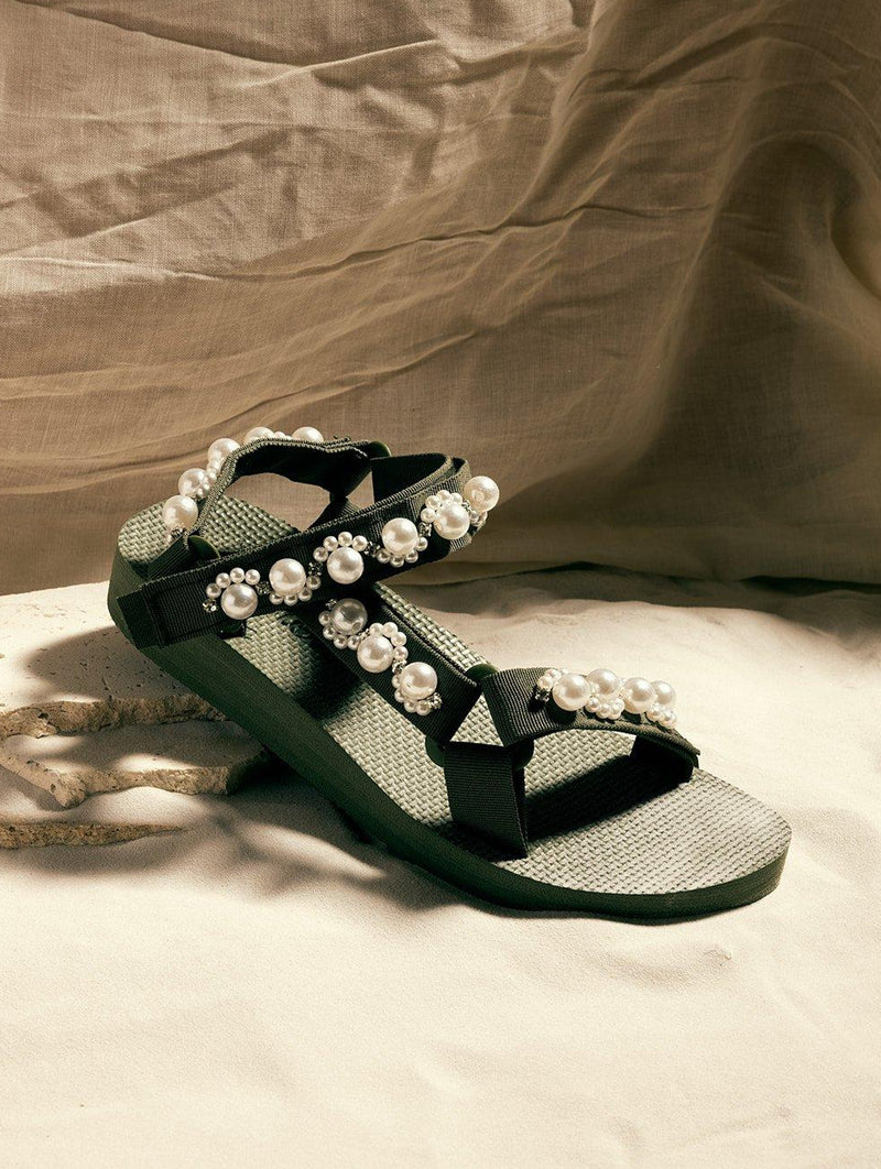 Trekky Sandal in Khaki Pearl