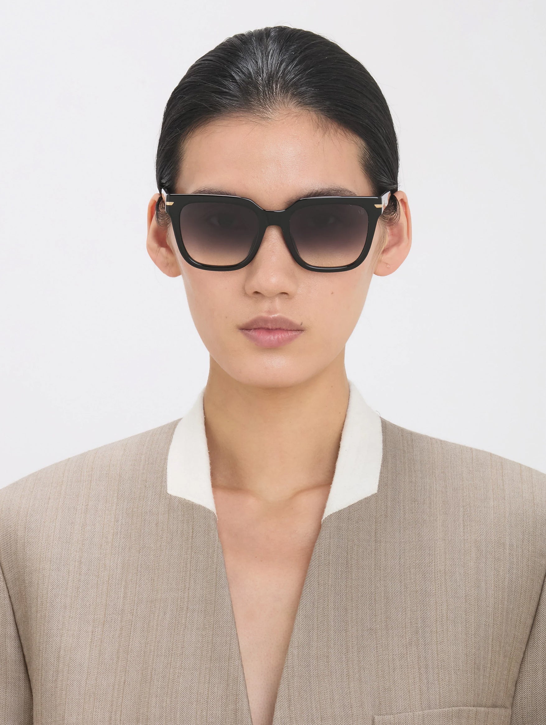 VB 1003/S 807 9O in black