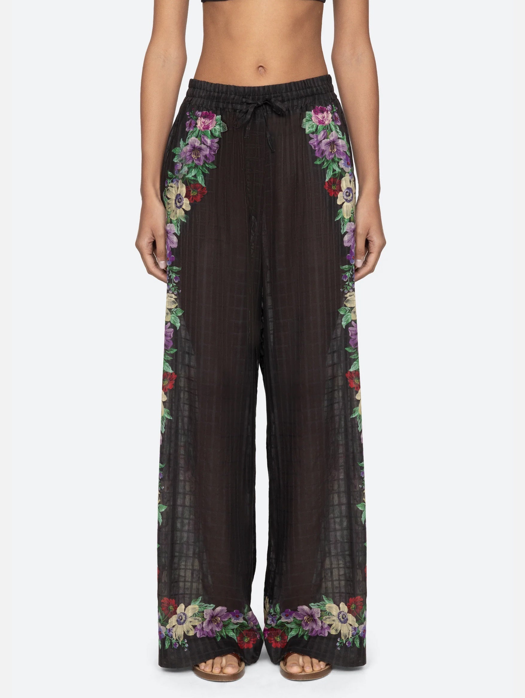 Viktoria Pant in Black