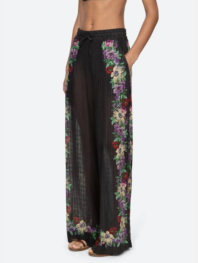 Viktoria Pant in Black