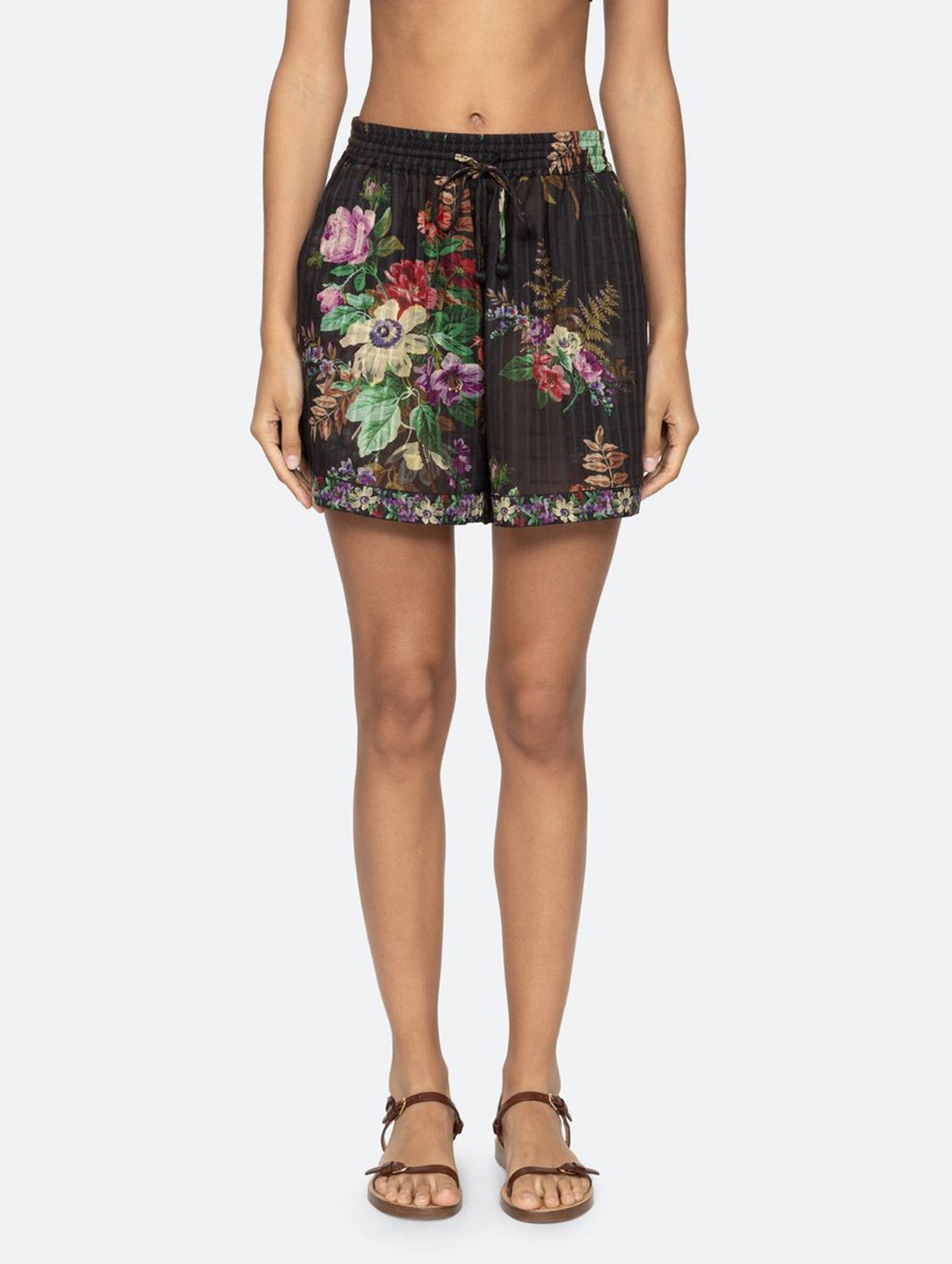 Viktoria Short in Black