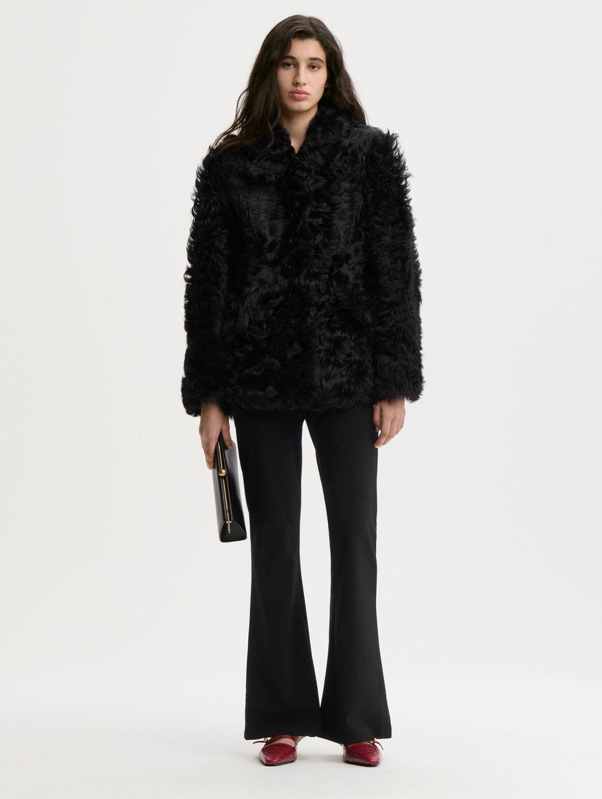 Vilesa Cropped Trousers in Black