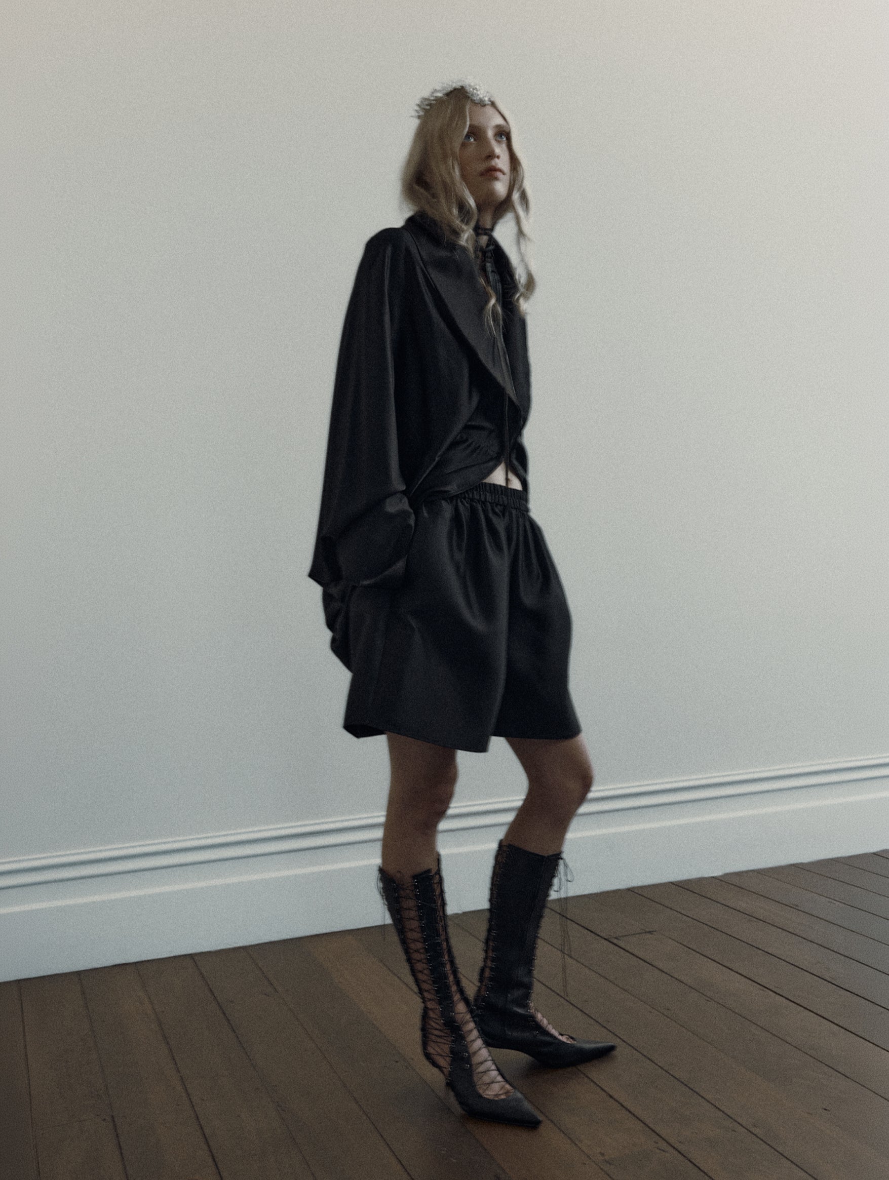 Voluminous Short in Black
