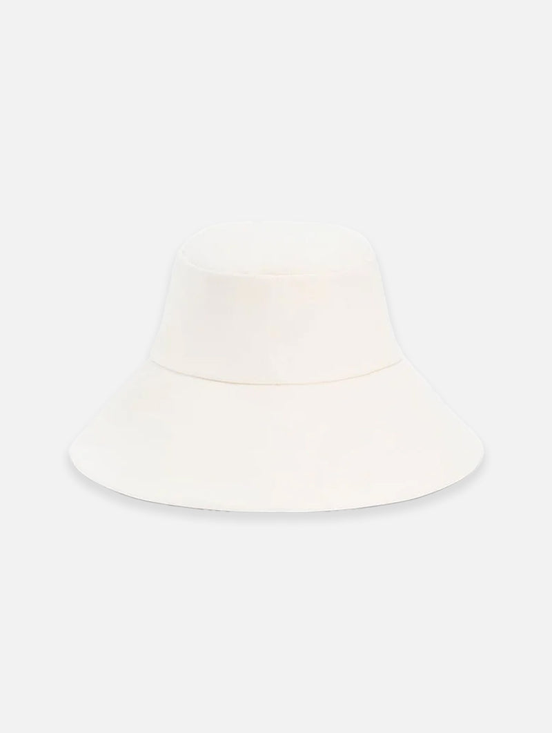 Walker Bucket Hat in Off White