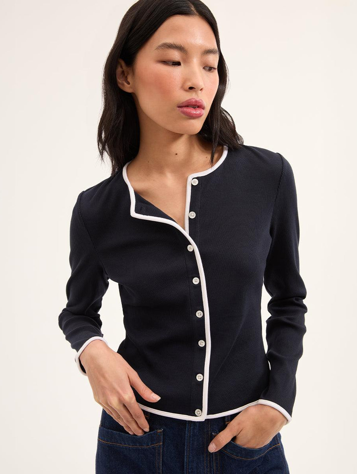 Wilmer Cardigan in Navy