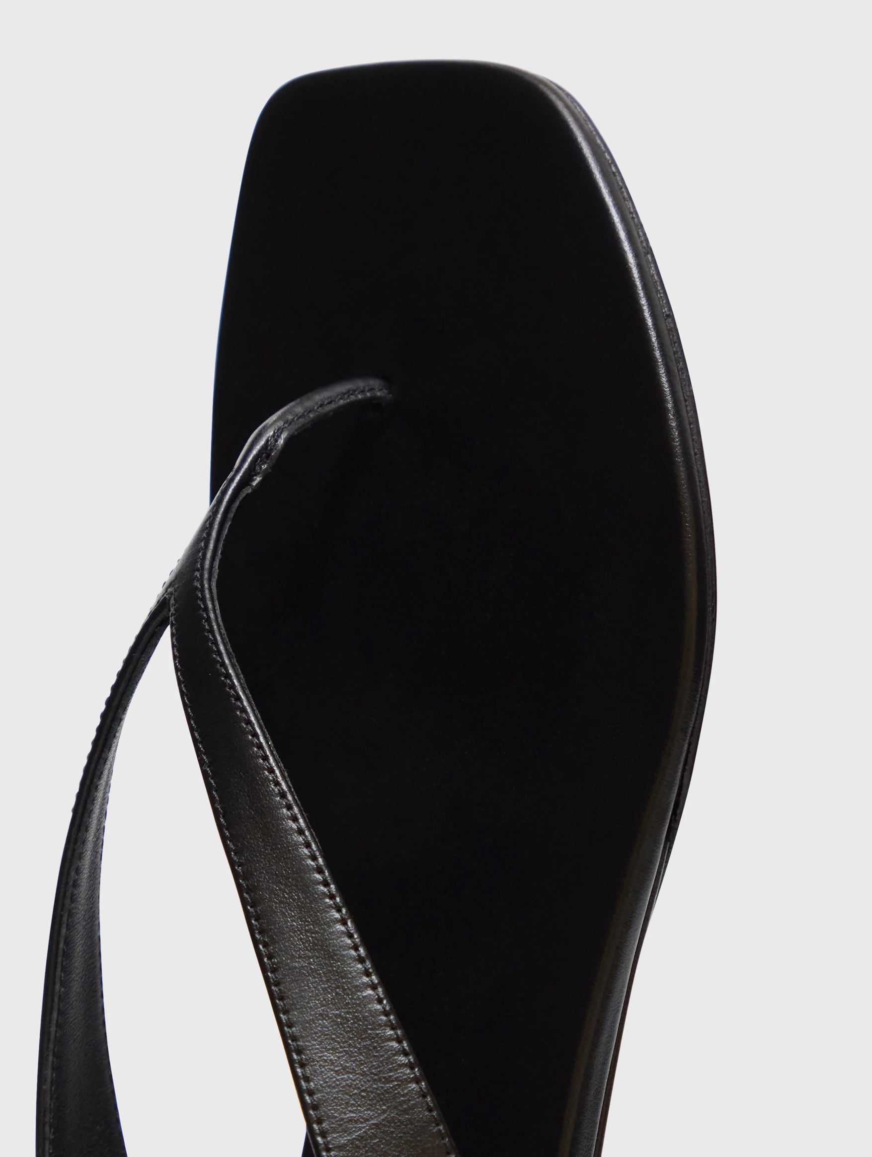 Zio Mini Wedge Sandals in Black