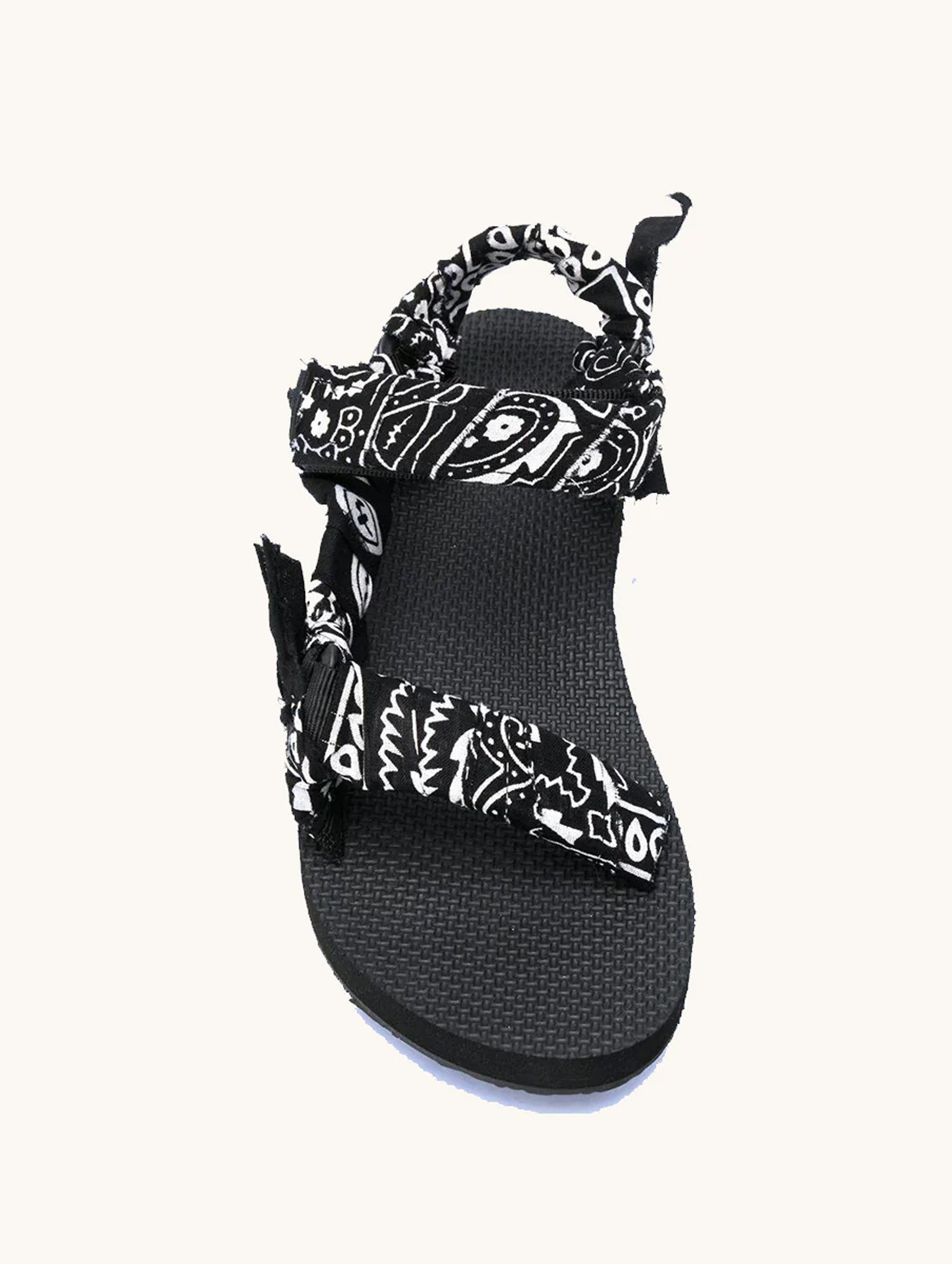 Trekky Sandal in Black Bandana