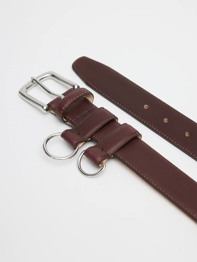 Classic Ring Hardware Leather Belt In Burgundy