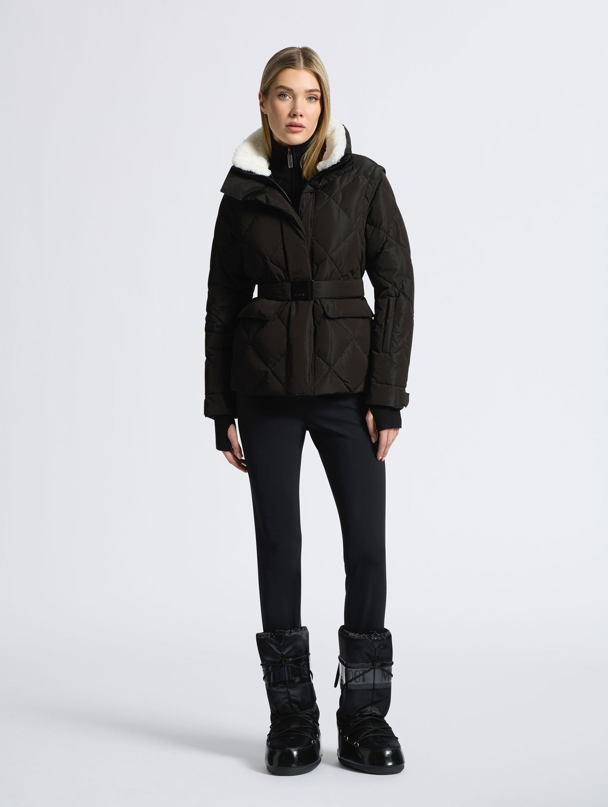 Bettina Ski Jacket in Black