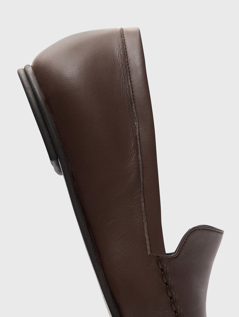 Boros Classic Loafers in Brown