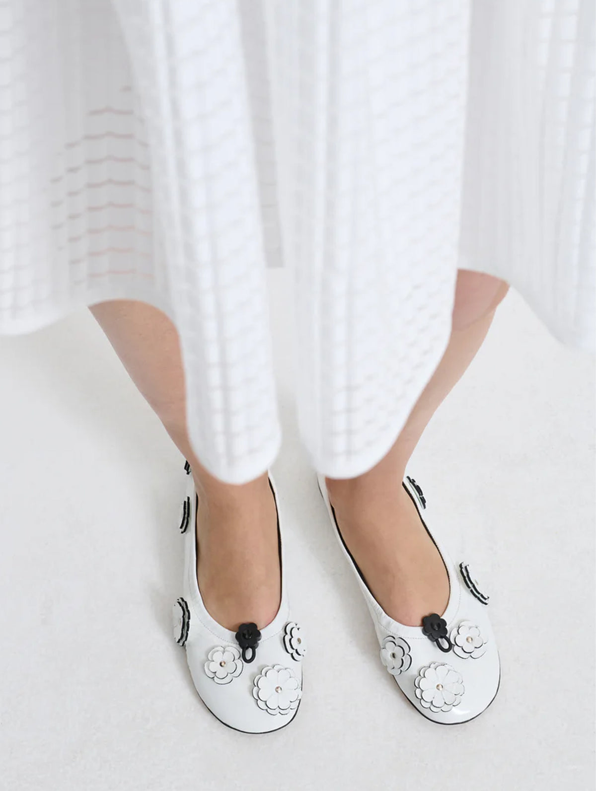 Brielle Flat in White Leather