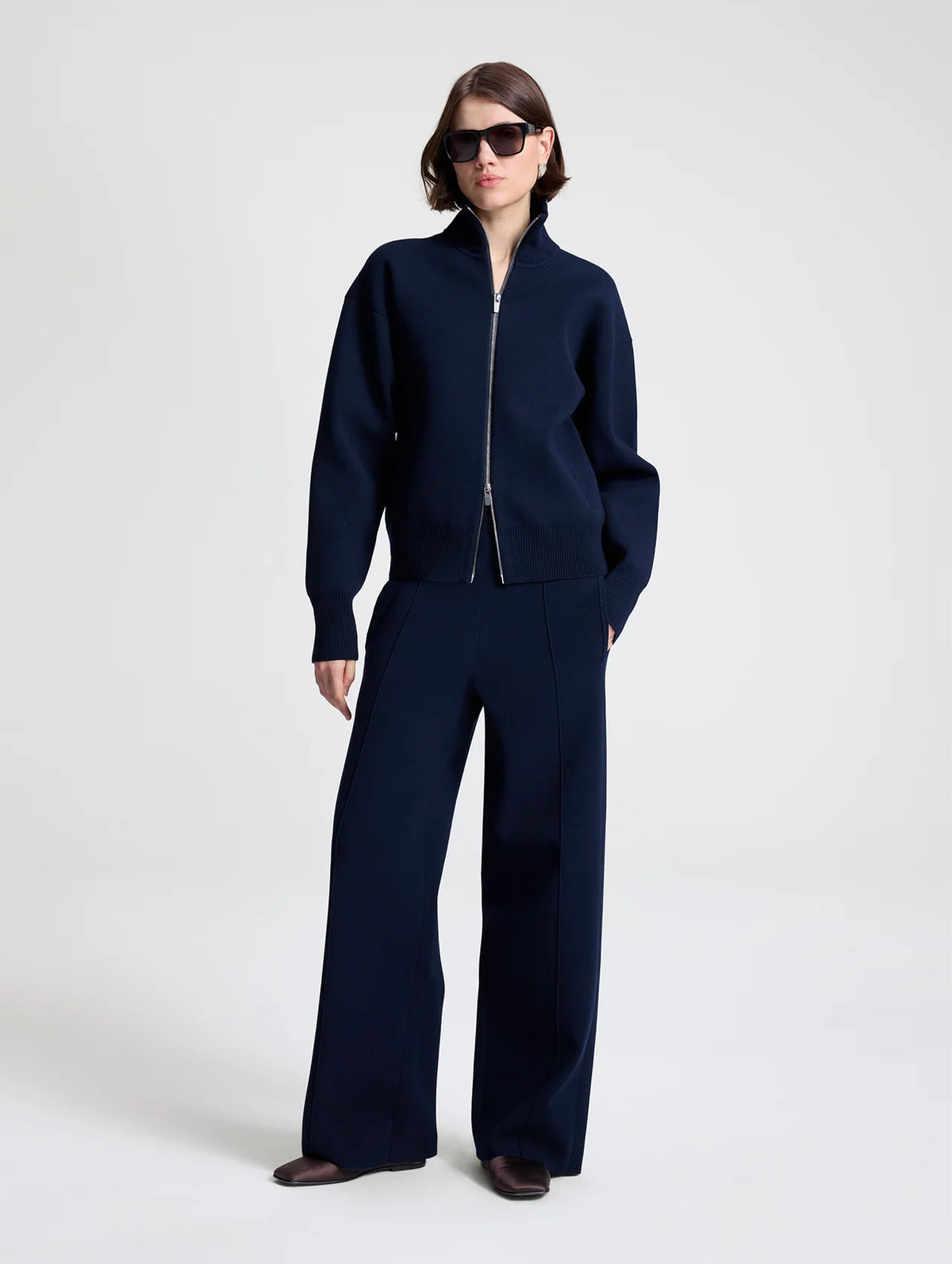 Corey Knit Pant in Navy