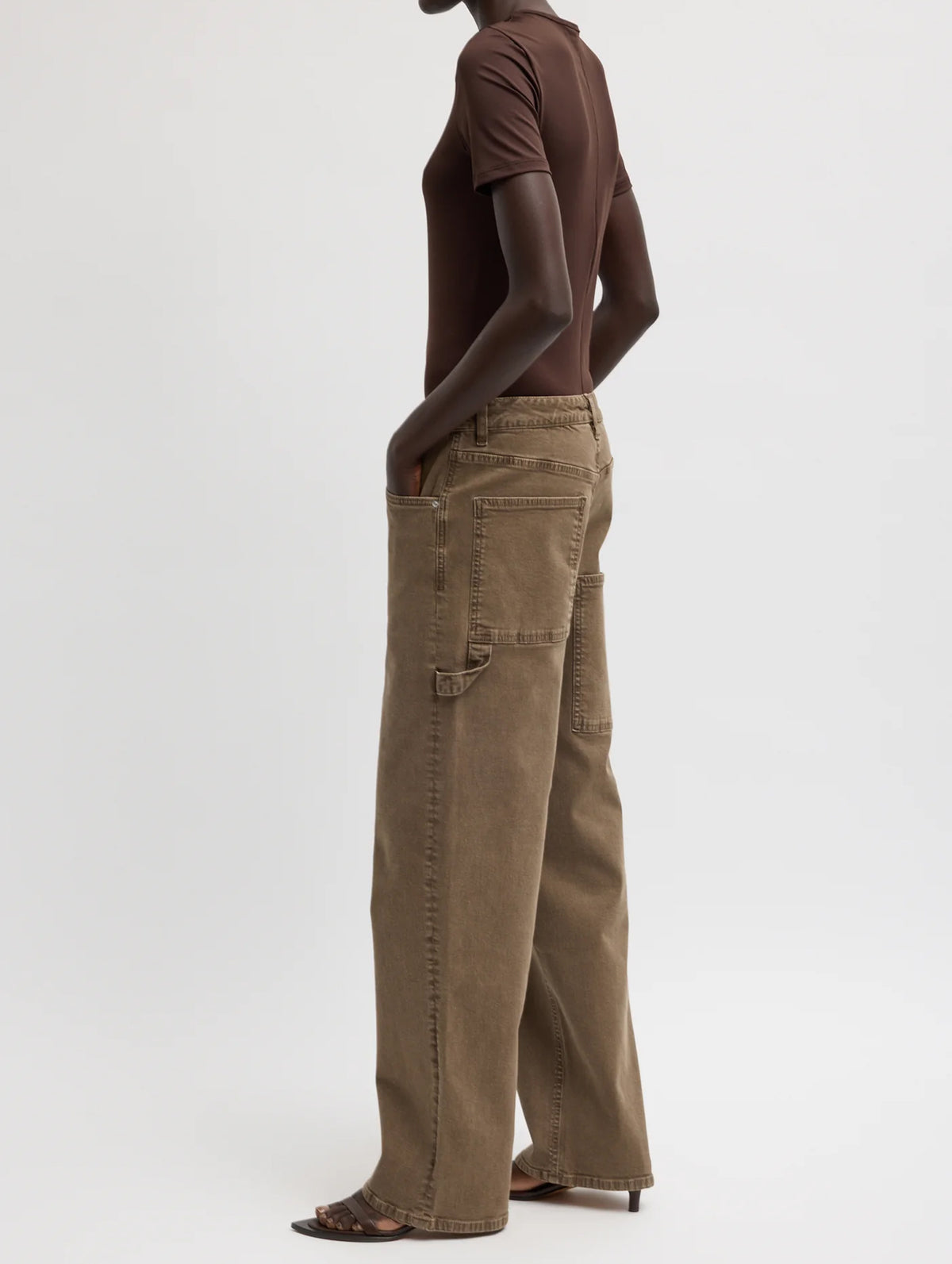 Garment Wash Stretch Twill Slouchy Carpenter Jean in Brown