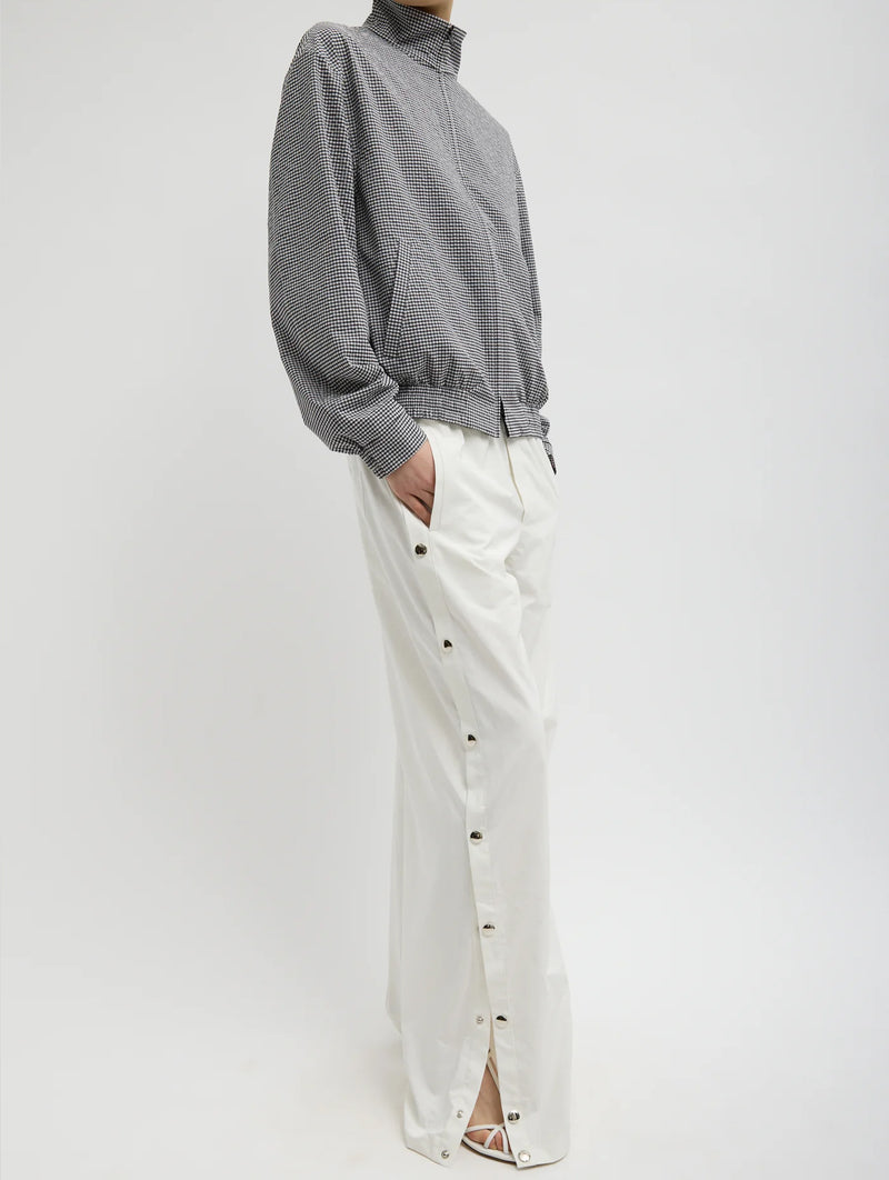 Nylon Snap Pull On Short Jogger in White