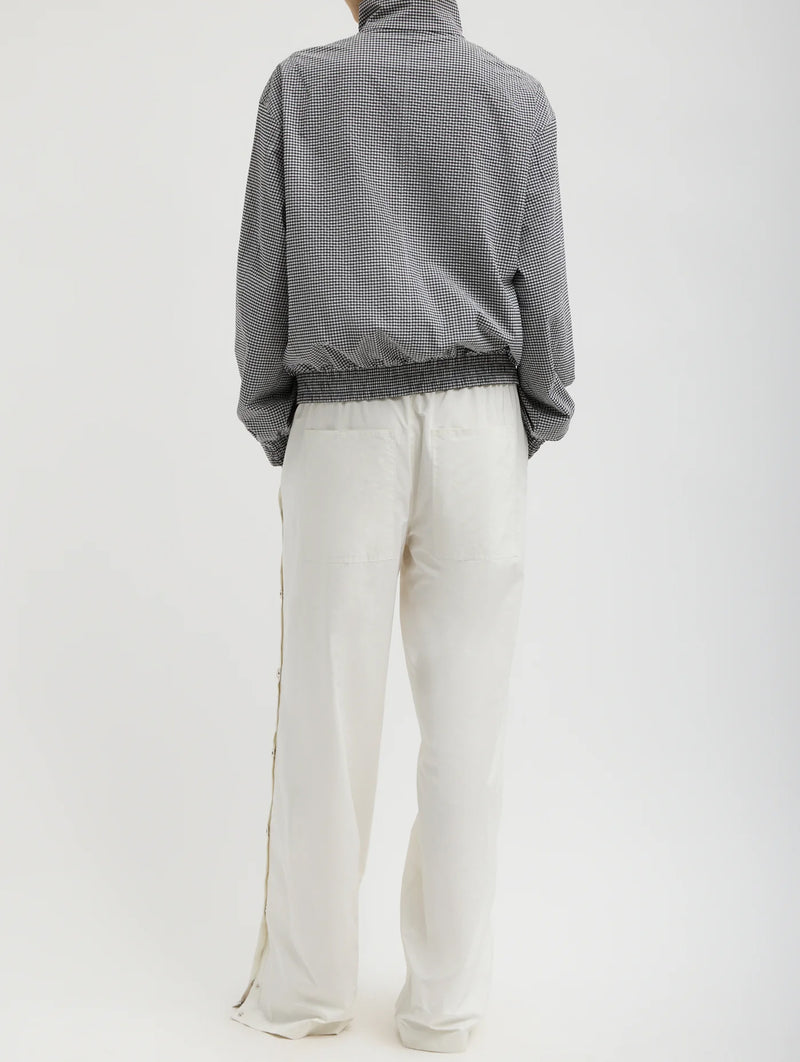 Nylon Snap Pull On Regular Jogger in White