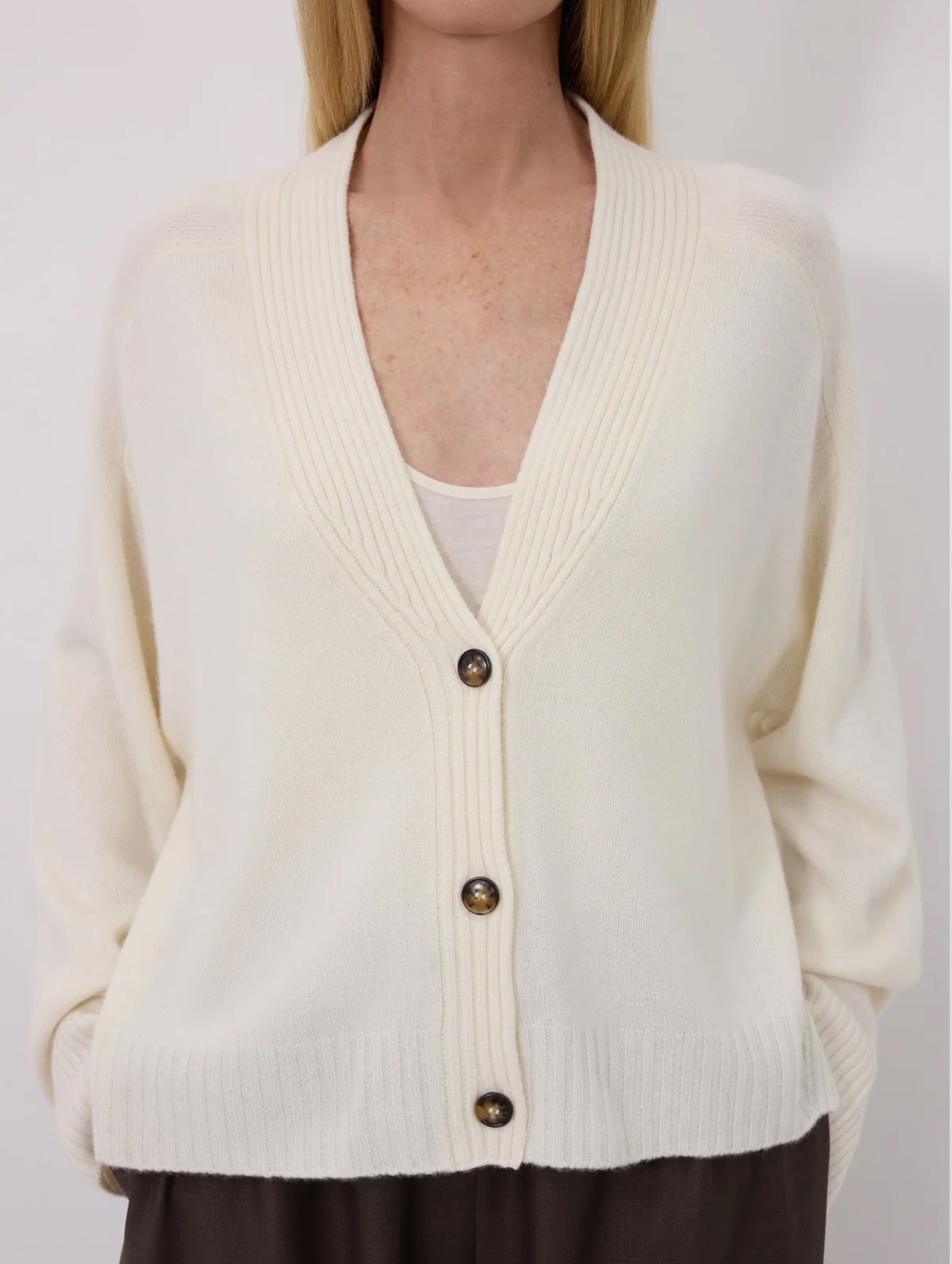 Kaia Cashmere V Neck Cardigan in Ivory