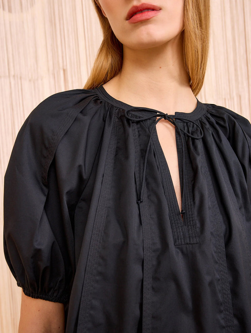 Loli Short Sleeve Blouse in Noir