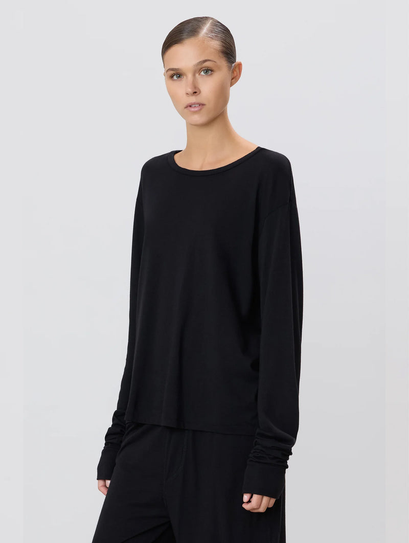 Long Sleeve Boyfriend T-Shirt in Black