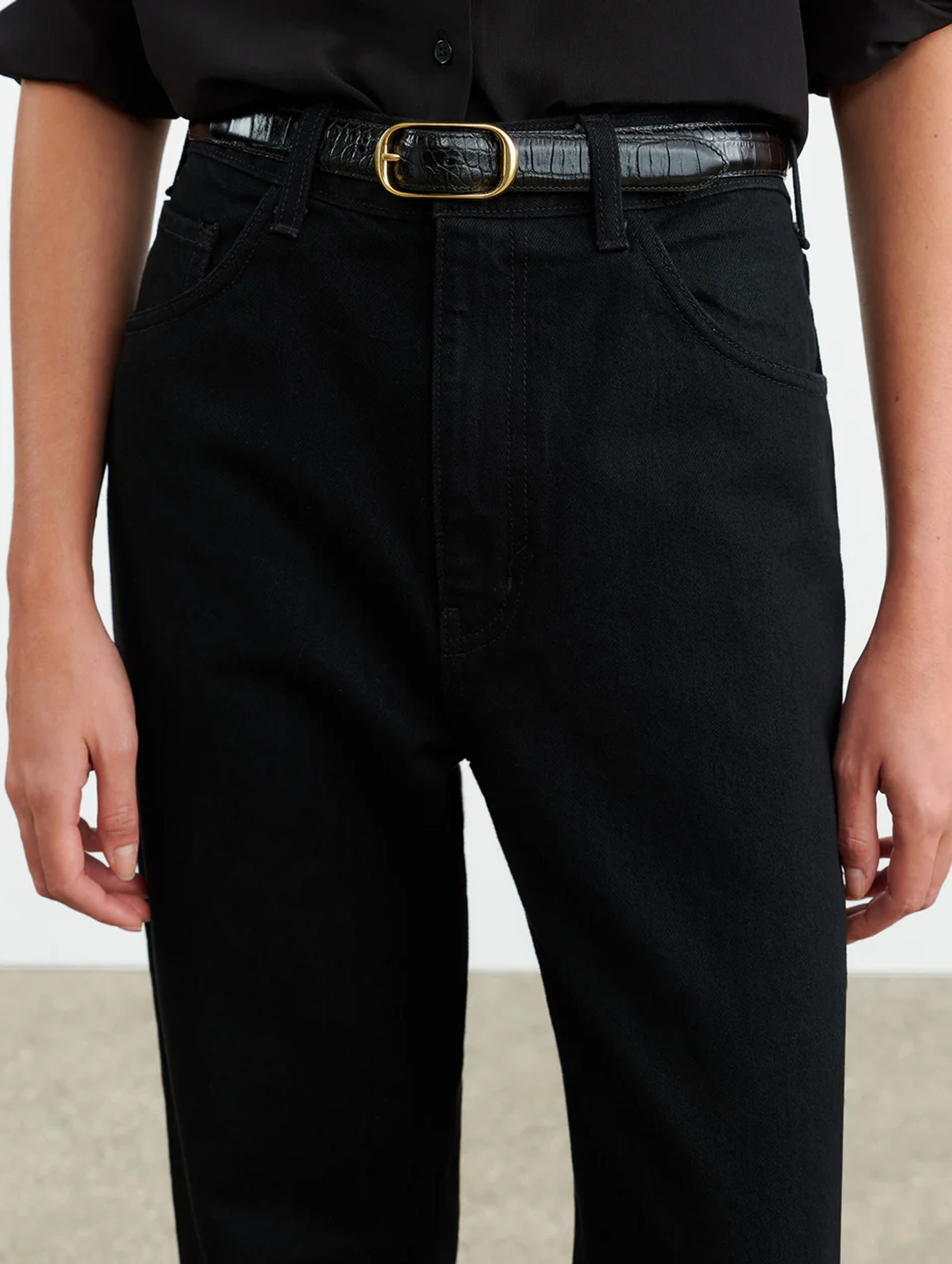 Mitchell Jean in Distressed Black