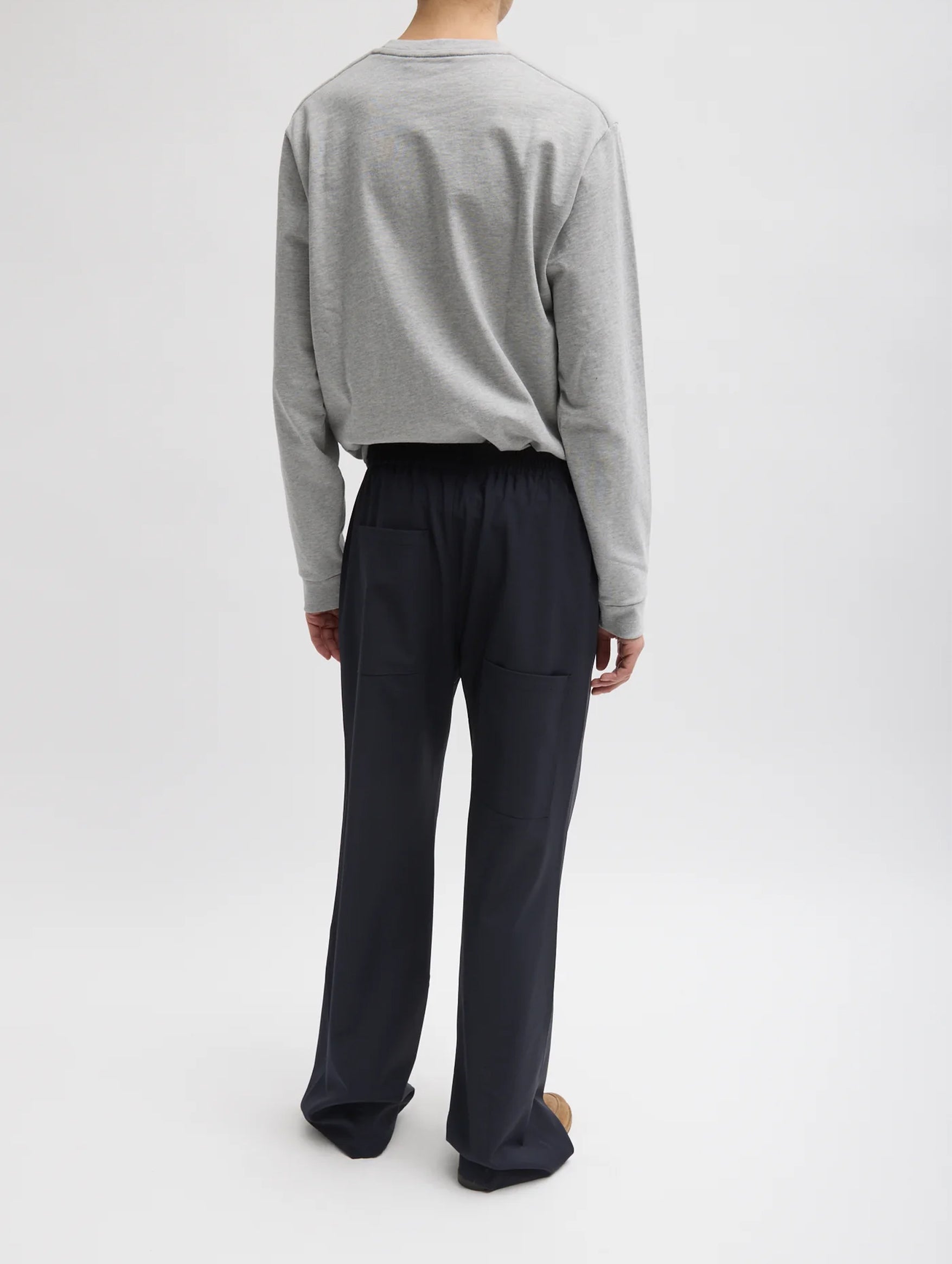 Tropical Wool Regular Scottie Jogger in Navy