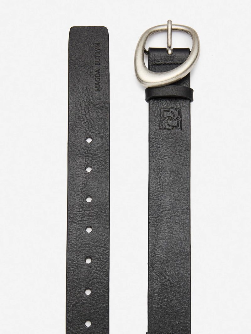 Fluid Buckle Leather Belt in Black and Silver
