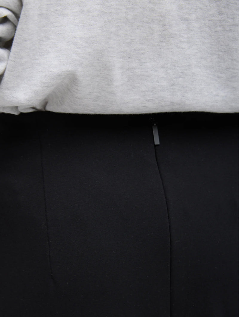 Compact Ultra Stretch Knit Pencil Skirt in Black