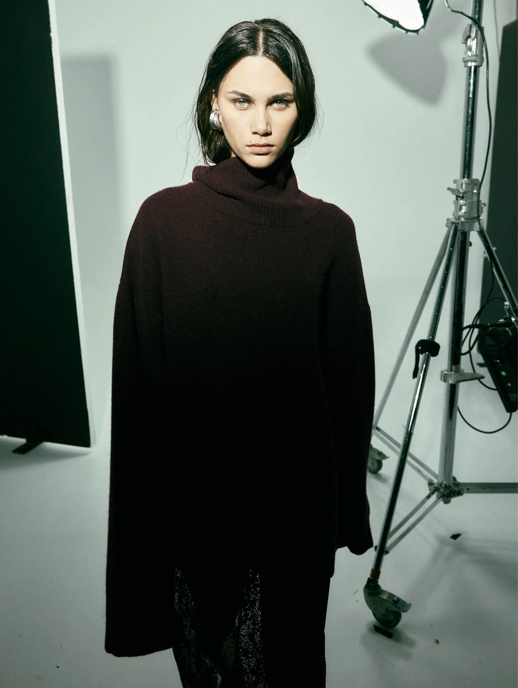 Theo Cashmere Jumper in Sable
