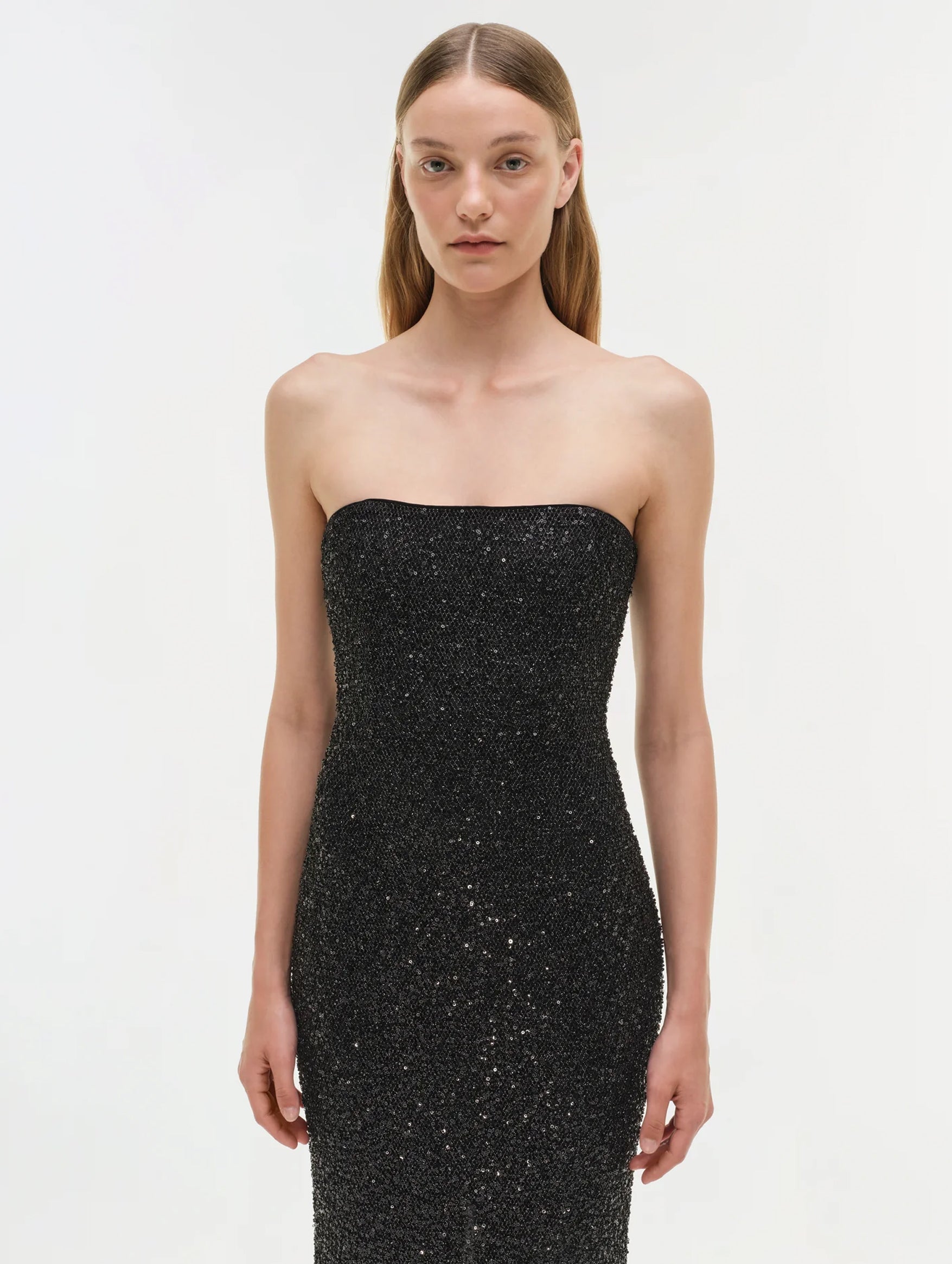 Xyla Sleeveless Midi Dress in Black