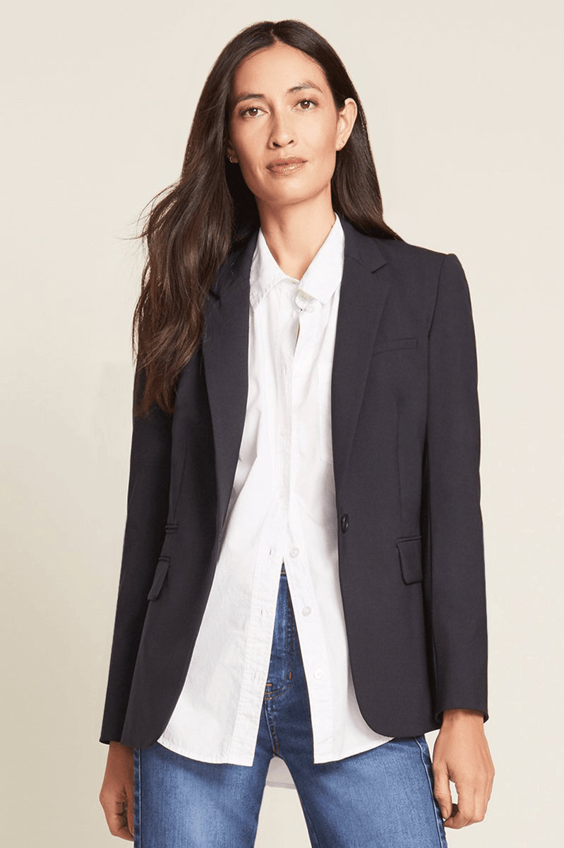 Classic Blazer in Navy – Muse Boutique